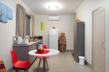 The Executive B & B - Kalgoorlie Accommodation 3