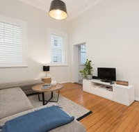 Spacious One Bedroom Heart of Potts Point H333 - Kalgoorlie Accommodation