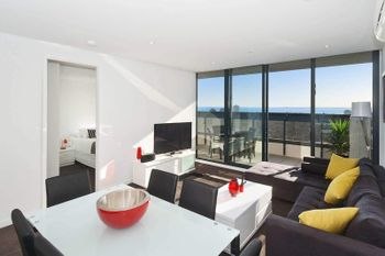 Executive Bay Views St. Kilda - Kalgoorlie Accommodation 0