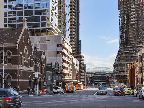 CHARLOTTE Manhatten Building Near Spencer St. & Southern Cross Station - Kalgoorlie Accommodation 5