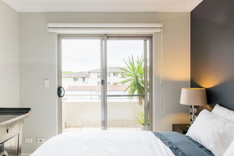 Bondi Beach Executive Penthouse - Kalgoorlie Accommodation 3