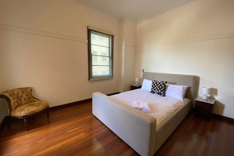 Art Deco Luxury On Elizabeth Quay - Kalgoorlie Accommodation 6