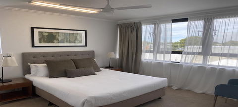 Airtrip Apartments On Carlyle St. Mackay - Kalgoorlie Accommodation 5
