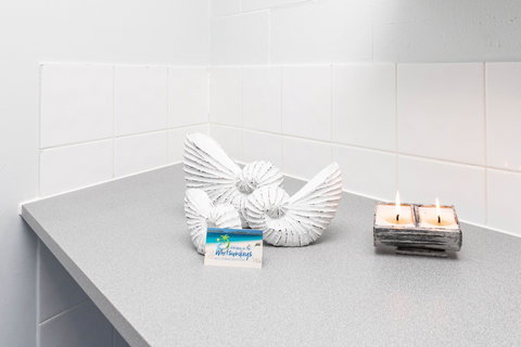 Airlie Sun & Sand Accommodation 6 - Kalgoorlie Accommodation 4