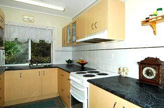 Ambience Holiday Apartments - Kalgoorlie Accommodation 4