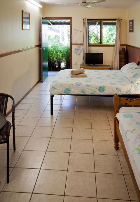 Woolshed Eco Lodge - Kalgoorlie Accommodation 4