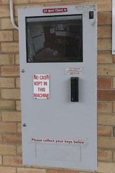 Across Country Motor Inn - Kalgoorlie Accommodation 6