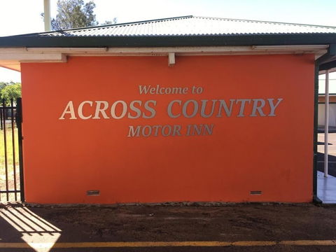 Across Country Motor Inn - Kalgoorlie Accommodation 3