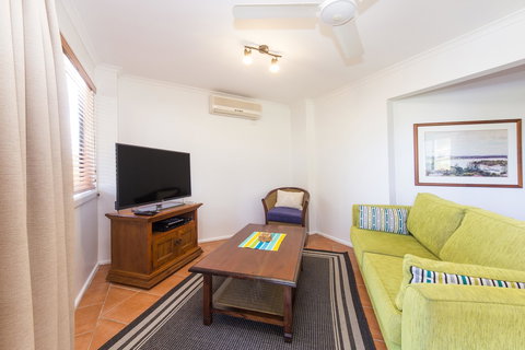 Clubyamba Beach Holiday Accommodation - Adults Only - Kalgoorlie Accommodation 6