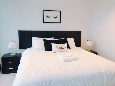 Skytower Apartment - Kalgoorlie Accommodation 4