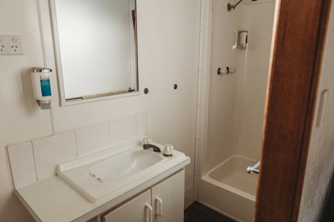 G'day Parks Ararat - Kalgoorlie Accommodation 0