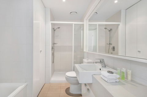 MJ Shortstay Whiteman St Apartments - Kalgoorlie Accommodation 0