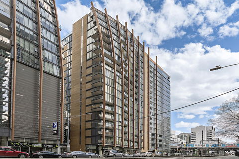 Ella, 1BDR Melbourne Apartment - Kalgoorlie Accommodation 0