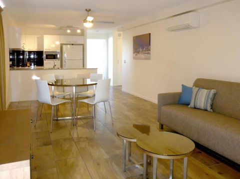 Direct Hotels Governor Apartments - Kalgoorlie Accommodation 0