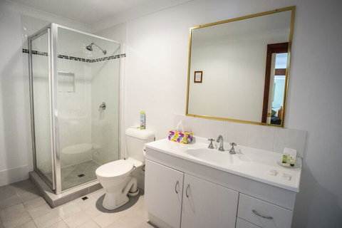 Ainslie Manor B&B - Kalgoorlie Accommodation 7