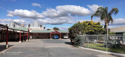 Hume Inn Motel - Kalgoorlie Accommodation 4