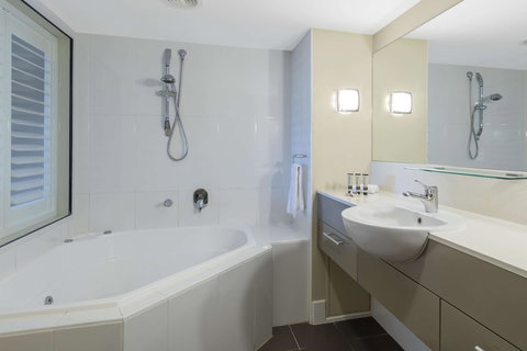 Oaks Hervey Bay Resort And Spa - Kalgoorlie Accommodation 2