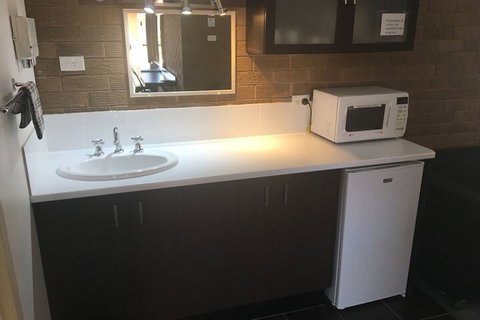 Camellia Motel - Kalgoorlie Accommodation 7