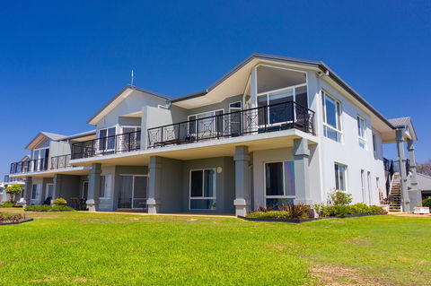Meridian Beachside Apartments - Kalgoorlie Accommodation 0