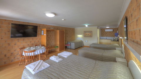 The Golfers Inn - Kalgoorlie Accommodation 6