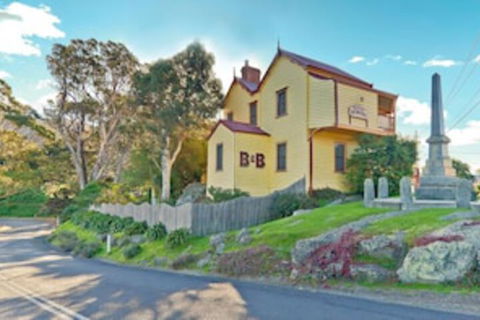 Two Story Bed & Breakfast - Kalgoorlie Accommodation 0