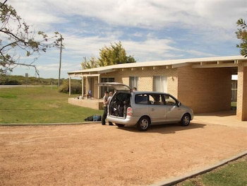 Cervantes Holiday Homes - Kalgoorlie Accommodation 1