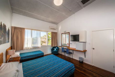 Diggers Tavern - Kalgoorlie Accommodation 0