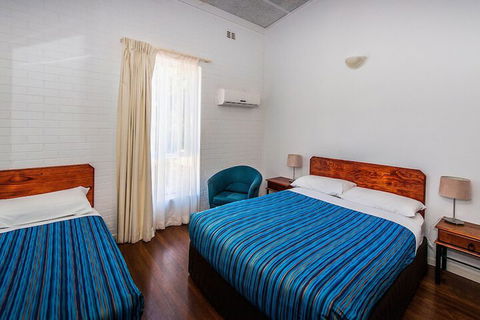 Diggers Tavern - Kalgoorlie Accommodation 4