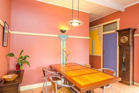 RainbowStay - Kalgoorlie Accommodation 7
