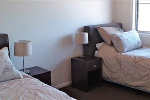 Curlew Retreat - Kalgoorlie Accommodation 4