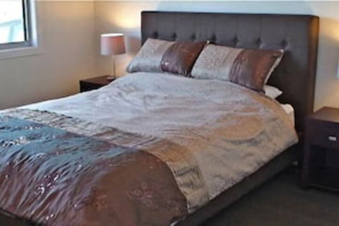 Curlew Retreat - Kalgoorlie Accommodation 7