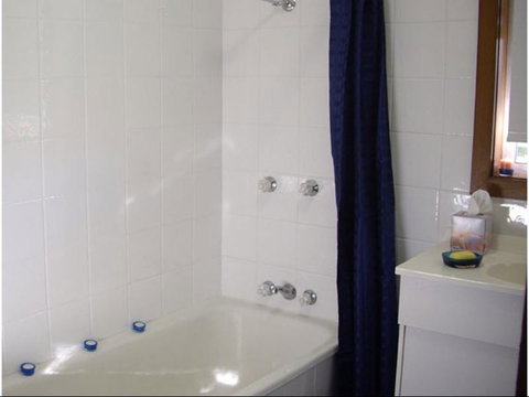 Brilex Park B & B - Kalgoorlie Accommodation 3