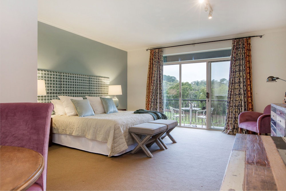 Point Leo ACT Kalgoorlie Accommodation