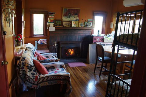 Classic Cottages Port Arthur - Kalgoorlie Accommodation 6