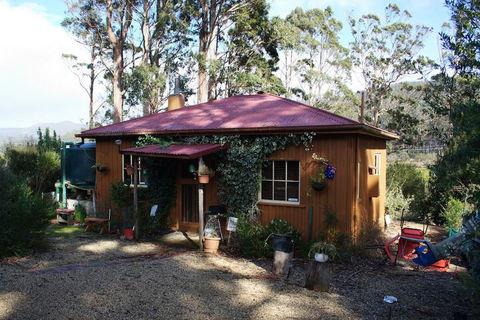 Classic Cottages Port Arthur - Kalgoorlie Accommodation 4