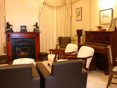 Tara House Bed & Breakfast - Kalgoorlie Accommodation 1