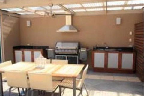 Amelia S Bed & Breakfast - Kalgoorlie Accommodation 7