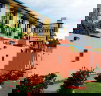 Cedar Lodge Motel Townsville - Kalgoorlie Accommodation