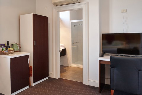 Auldington Hotel - Kalgoorlie Accommodation 5