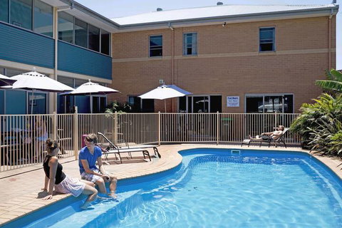 Coffs Harbour YHA Hostel / Backpackers - Kalgoorlie Accommodation 1