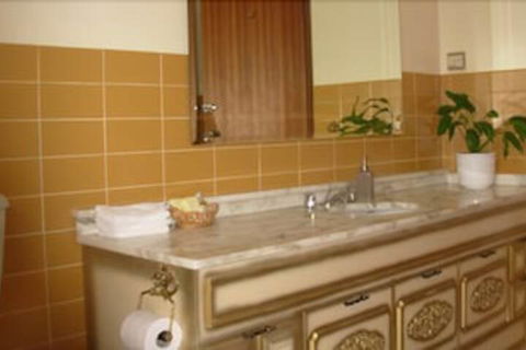 Bathurst Heights B&B - Kalgoorlie Accommodation 7