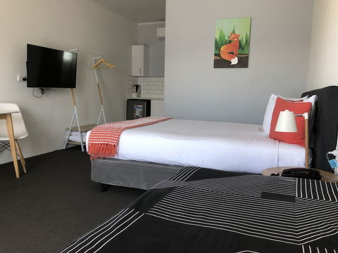 Commodore Motor Inn Albury - Kalgoorlie Accommodation 3