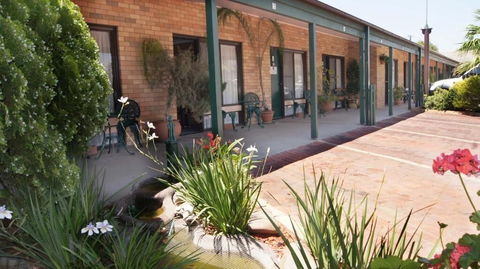 Ningana Motel - Kalgoorlie Accommodation 3