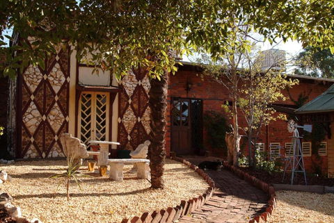 Diamond House Heritage Restaurant & Motor Inn - Kalgoorlie Accommodation 4