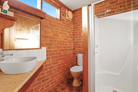 Diamond House Heritage Restaurant & Motor Inn - Kalgoorlie Accommodation 2