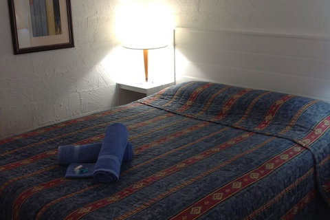 Farnboro Motel - Kalgoorlie Accommodation 6