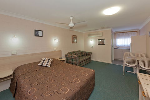 Abraham Lincoln Motel - Kalgoorlie Accommodation 3