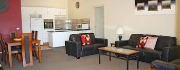 Aquarius Resort Holiday Apartments - Kalgoorlie Accommodation 4