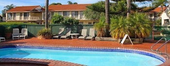 Aquarius Resort Holiday Apartments - Kalgoorlie Accommodation 1
