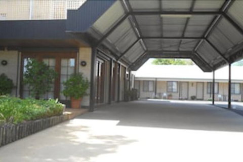 All Seasons Motor Lodge - Kalgoorlie Accommodation 1